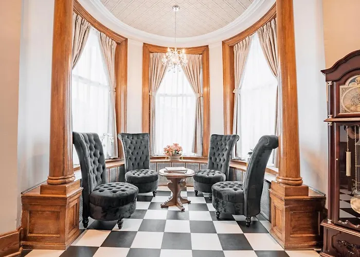 Hotel de Paris Montreal